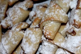 Рогалики с повидлом